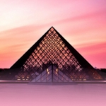 Louvre HD.